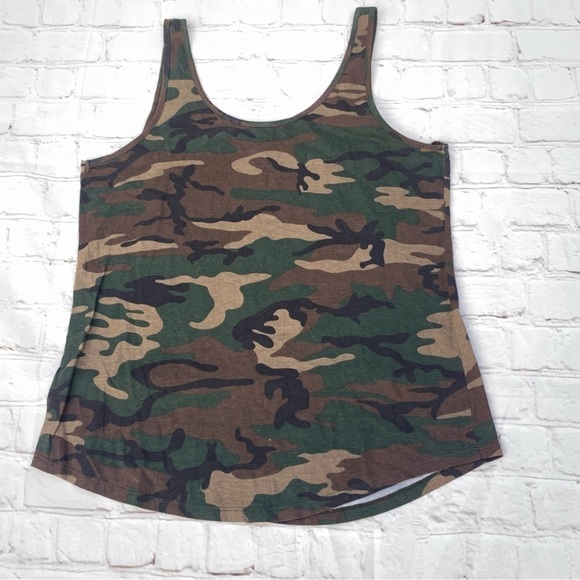 Country Rebel Camouflage Tank Top Womens size Medium - Picture 3 of 5
